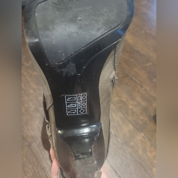 Nine West Foldover Cuff Stiletto Bootie - Picture 5 of 5